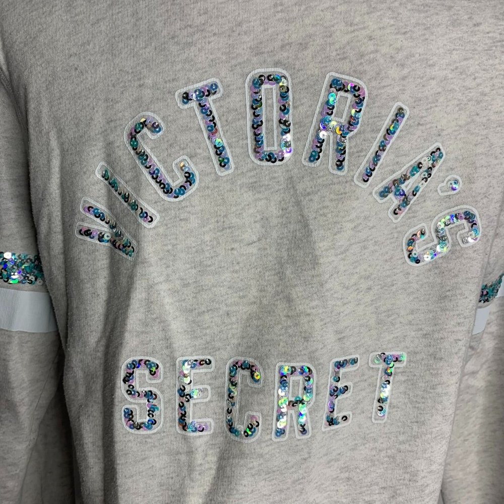 Victoria's Secret Full Zip Hooded Sweatshirt M Grey Sequins Pockets Long Sleeve - Picture 2 of 8